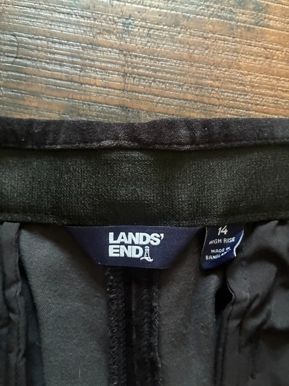 Lands’ End High-rise Black Velvet Straight Trousers 14 - Picture 3 of 4